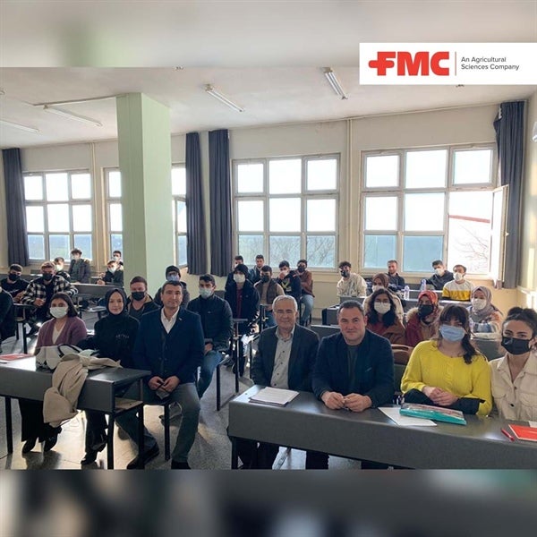 FMC Turkey Marmara Bölge Müdürü İlhan Öztürk ve Satış ve Teknik Sorumlusu Ecrin Yücel, Uludağ Üniversitesi’nin düzenlediği Kariyer Günleri etkinliğine katıldı. 